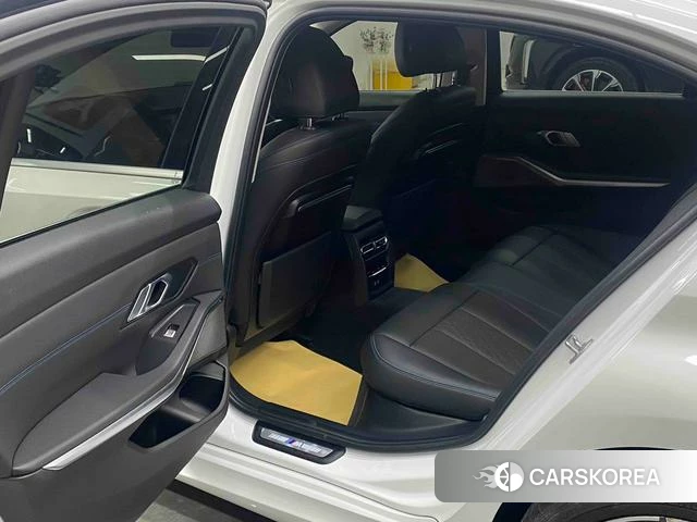 BMW 3 series id 4275711 из Китая 20