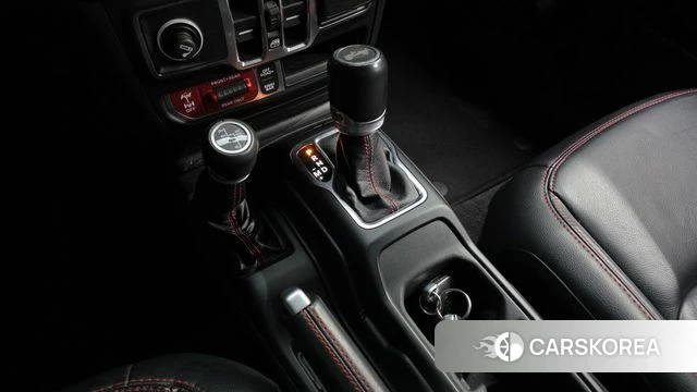 Jeep Wrangler (JL) id 3843542 из Кореи 19