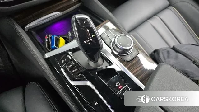 BMW 5 Series (G30) id 3053650 из Кореи 19