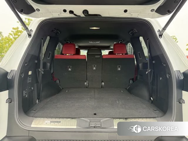 Lexus LX id 4329109 из Китая 22