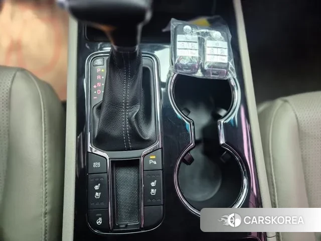 Kia The New Carnival id 3718617 из Кореи 19