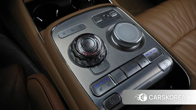 Genesis G90 (RS4) id 3953760 из Кореи 19