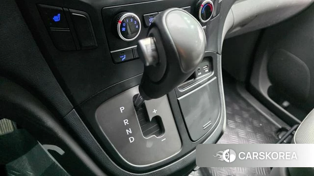 Hyundai The New Grand Starex id 4637545 из Кореи 29