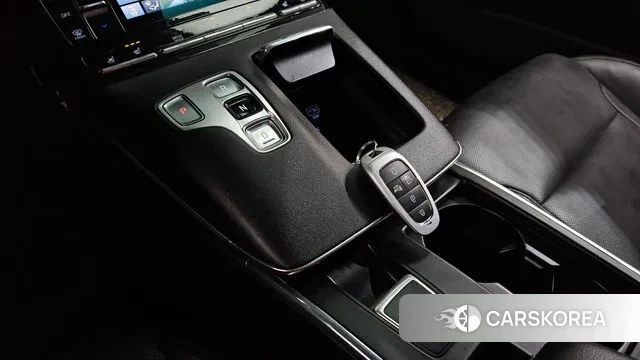 Hyundai The New Grandeur IG Hybrid id 3478718 из Кореи 19