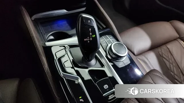 BMW 5 Series (G30) id 3586647 из Кореи 19