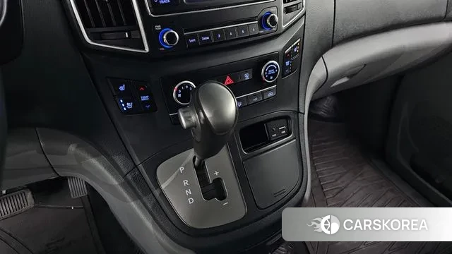 Hyundai The New Grand Starex id 3582331 из Кореи 19