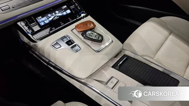 Hyundai The New Grandeur IG Hybrid id 2998767 из Кореи 19