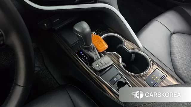 Toyota Camry (XV70) id 3531106 из Кореи 19