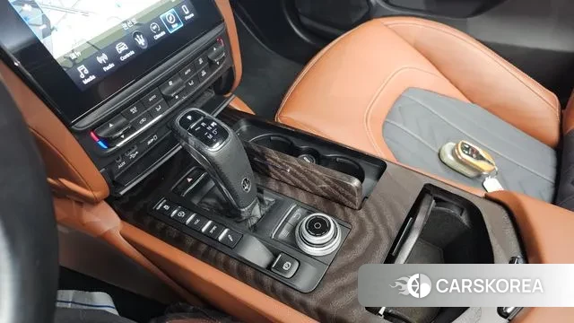 Maserati Quattroporte id 3275207 из Кореи 19