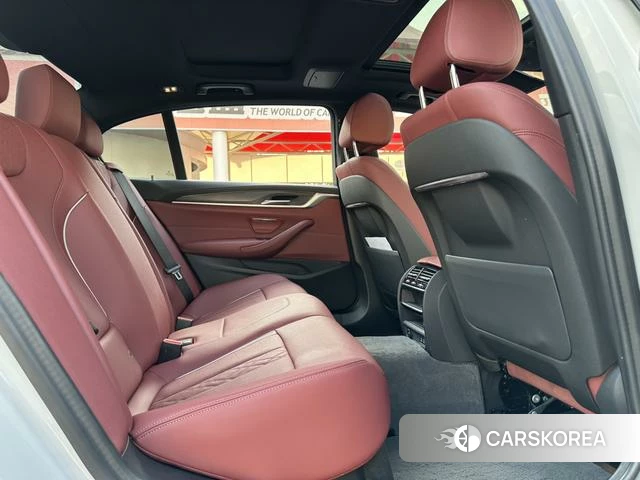 BMW 5 series id 4301535 из Китая 28