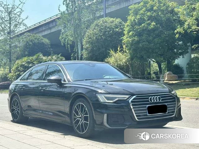 Audi A6L id 4290306 из Китая 17