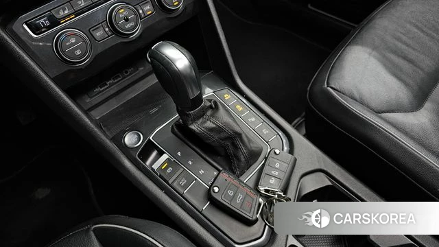 Volkswagen Tiguan Allspace id 4556963 из Кореи 31