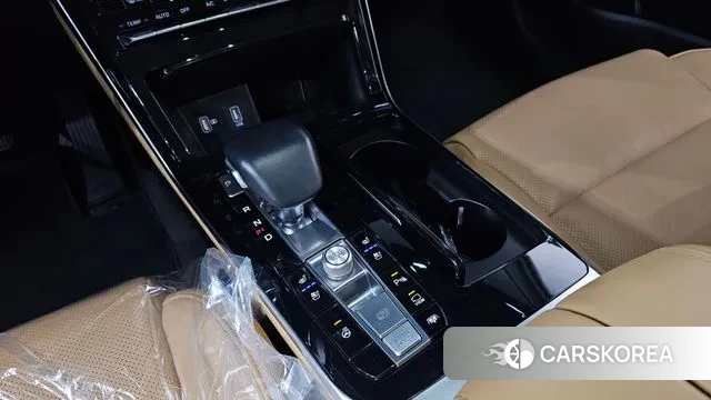 Kia K7 Premier Hybrid id 3601923 из Кореи 19