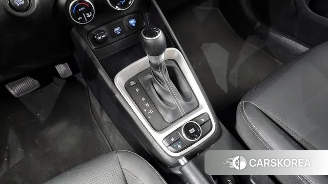 Hyundai Venue id 3044145 из Кореи 19