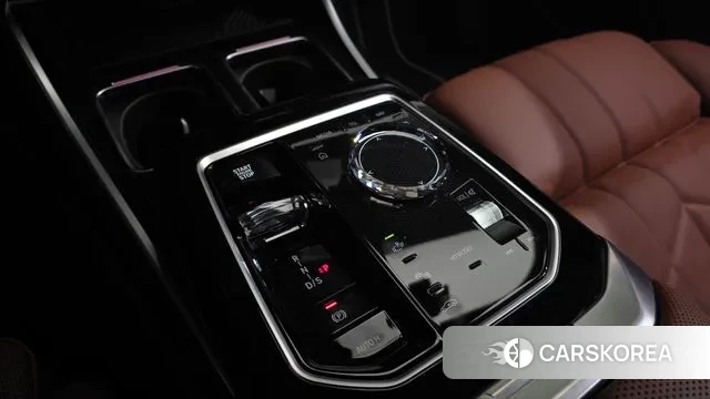 BMW 7 Series (G70) id 3462032 из Кореи 19