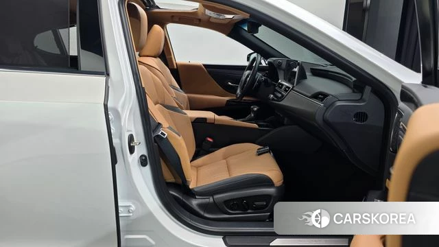 Lexus ES300h 7th generation id 3818065 из Кореи 19