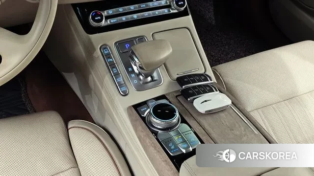 Genesis G90 id 3504254 из Кореи 19