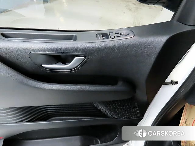 Hyundai Staria id 4603020 из Кореи 19
