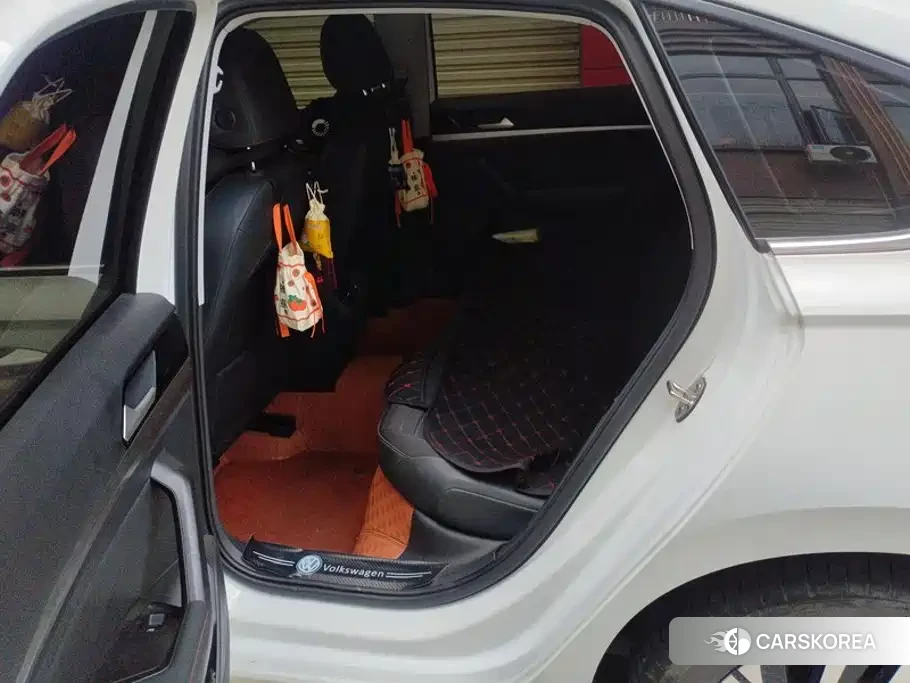 Volkswagen Lavida id 4679673 из Китая 15