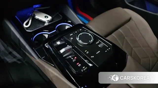 BMW 5 Series (G60) id 3538517 из Кореи 19