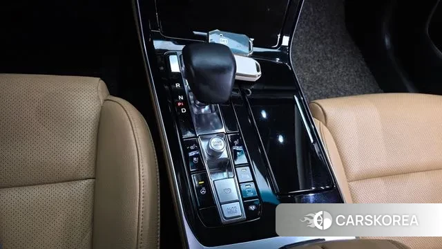 Kia K7 Premier Hybrid id 3778686 из Кореи 19