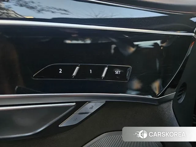 Audi A8 (D5) id 3534740 из Кореи 15