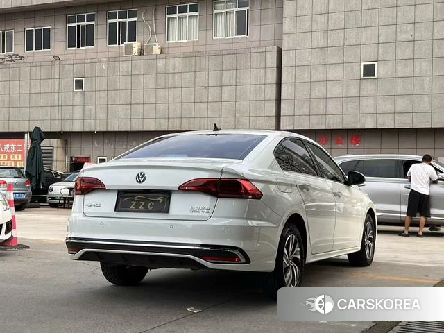 Volkswagen Bora id 4393291 из Китая 9