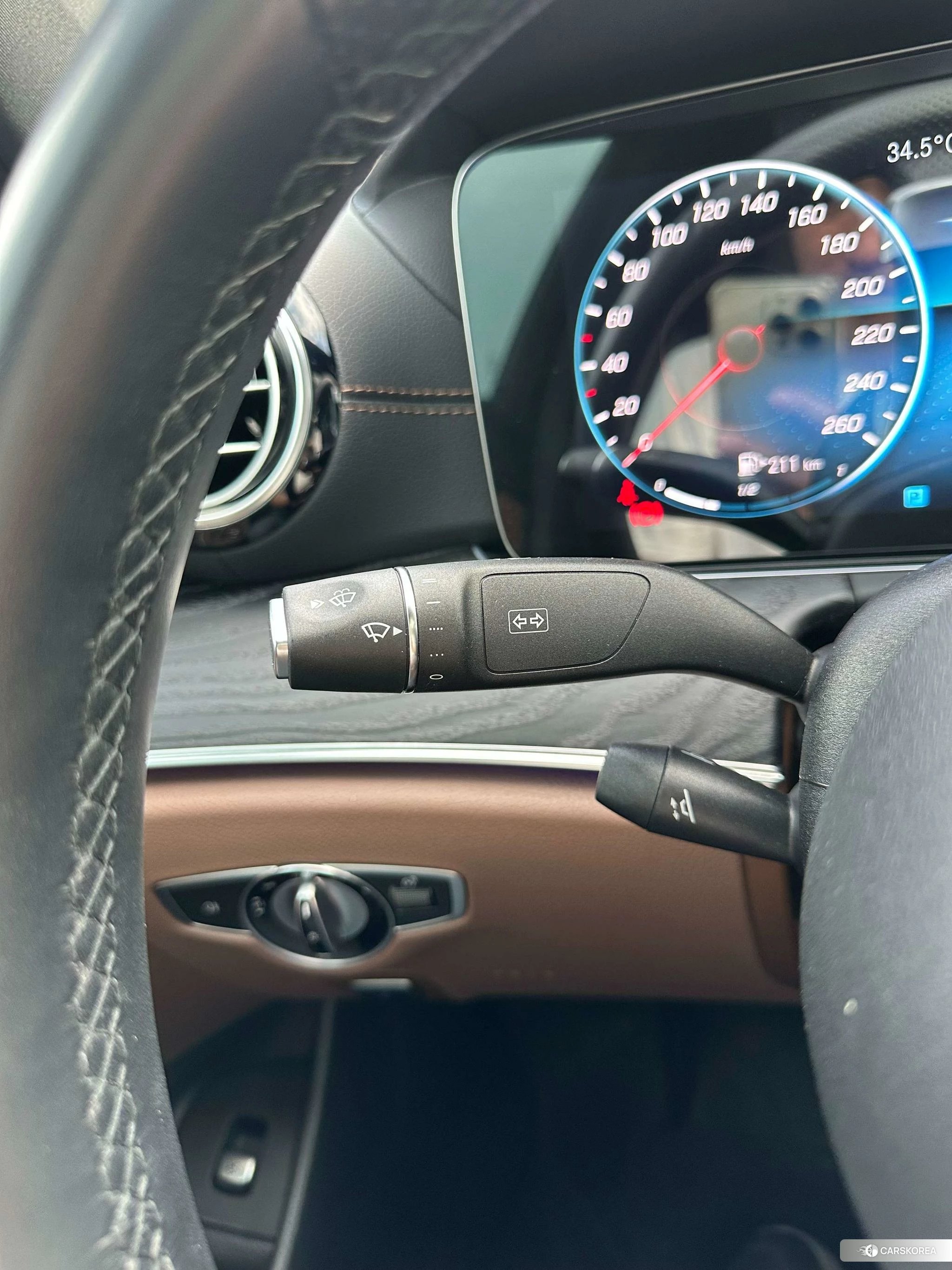 Mercedes-Benz E-Class id 4513579 из Китая 24