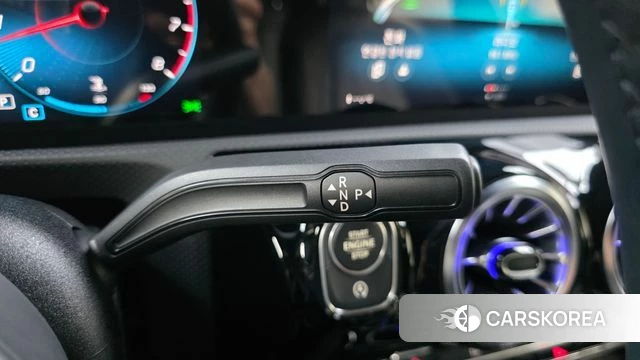 Mercedes-Benz A-Class W177 id 4018030 из Кореи 19