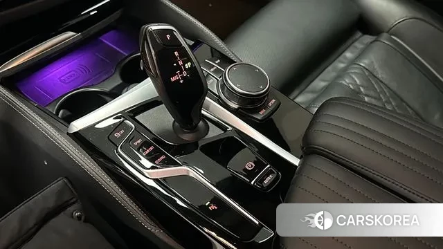 BMW 5 Series (G30) id 3654499 из Кореи 19