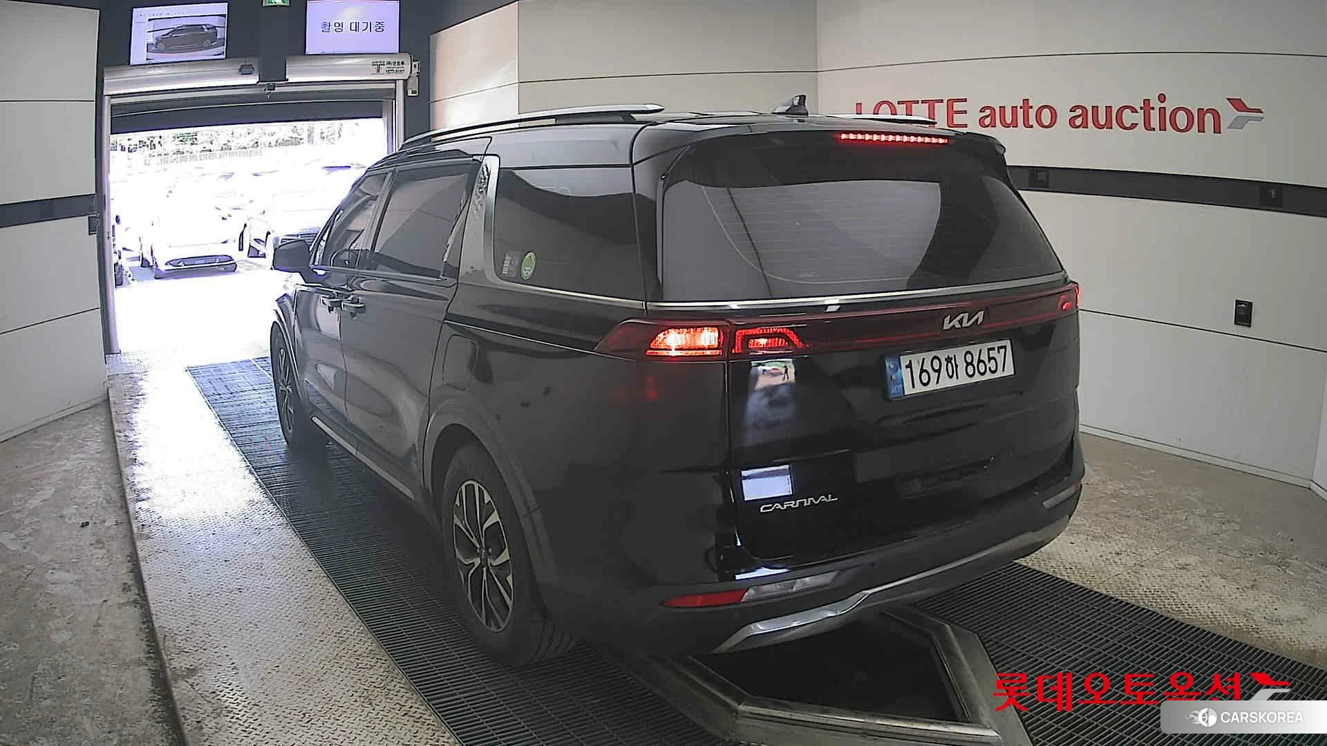 Kia Carnival id 4296861 из Кореи 36