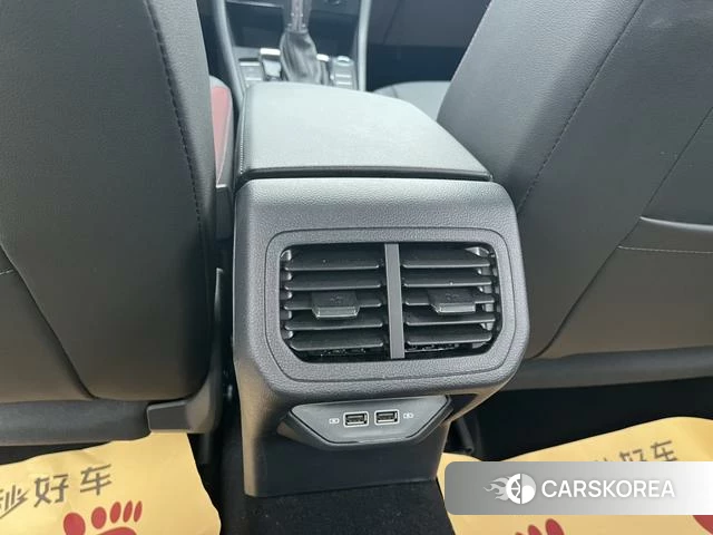 Volkswagen Bora id 4306819 из Китая 23
