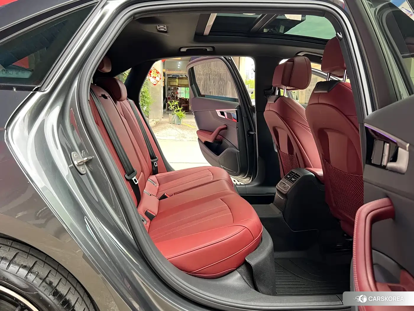 Audi A4L id 4644449 из Китая 32