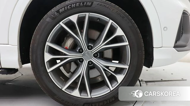 Audi Q8 (4M) id 4356378 из Кореи 19