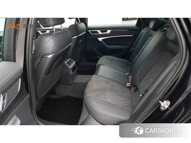 Audi A6L id 4238699 из Китая 9