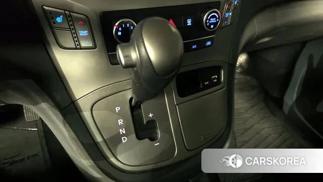 Hyundai The New Grand Starex id 3248335 из Кореи 19