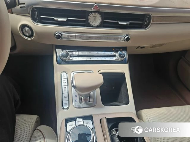 Genesis G90 id 3889378 из Кореи 19