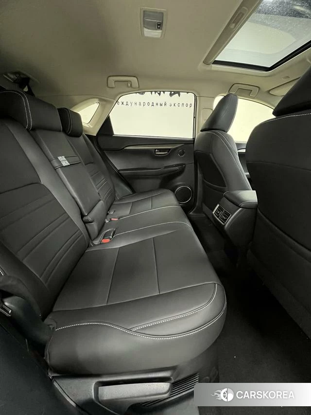 Lexus NX id 4207661 из Китая 22