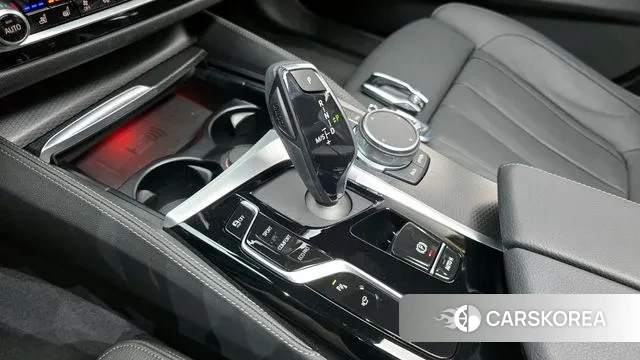 BMW 5 Series (G30) id 3620440 из Кореи 19