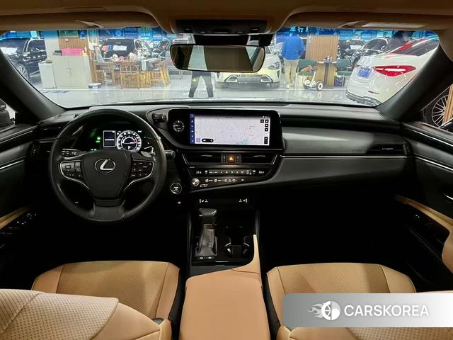 Lexus ES id 4278229 из Китая 13
