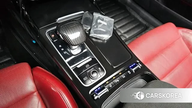 Kia Stinger id 3455308 из Кореи 19