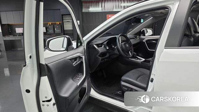 Toyota RAV4 5th Generation id 4194477 из Кореи 32