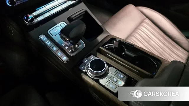 Genesis G90 id 3525128 из Кореи 19