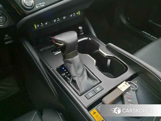 Lexus ES300h 7th generation id 4724878 из Кореи 19