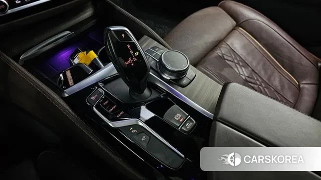 BMW 5 Series (G30) id 3412967 из Кореи 19