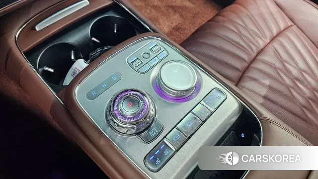 Genesis G90 (RS4) id 3196435 из Кореи 19