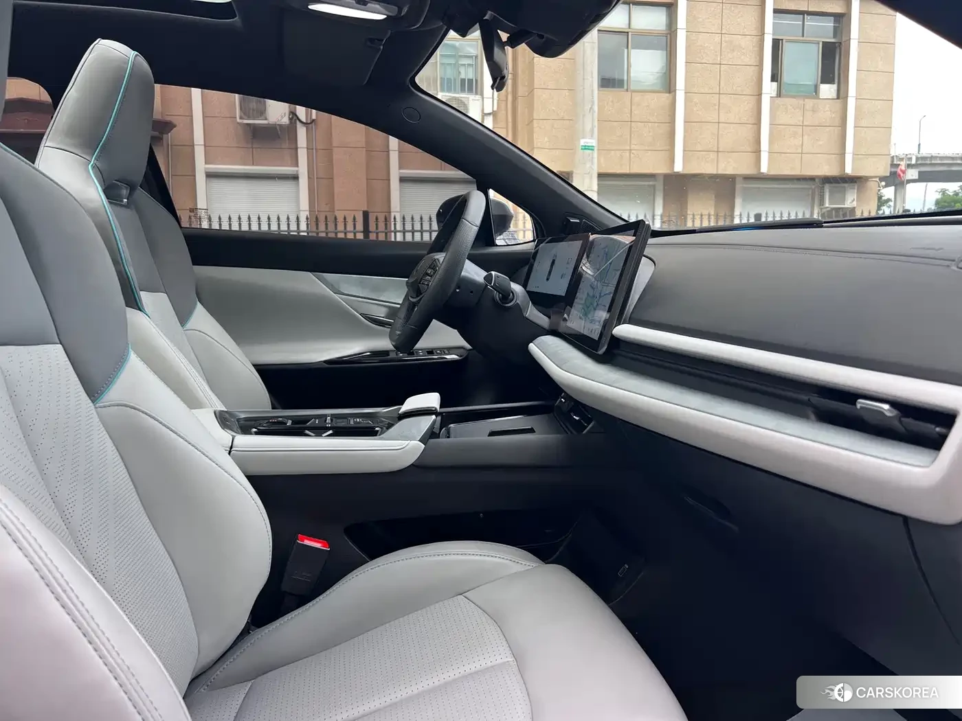 Chang'an Changan UNI-T id 4578298 из Китая 16