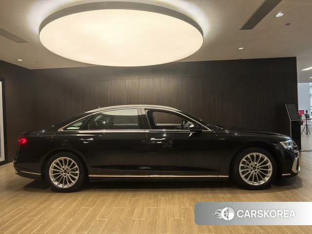 Audi A8 id 4276985 из Китая 12