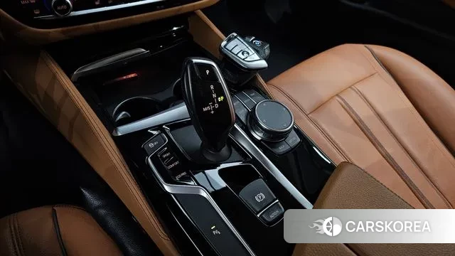 BMW 5 Series (G30) id 3772795 из Кореи 19