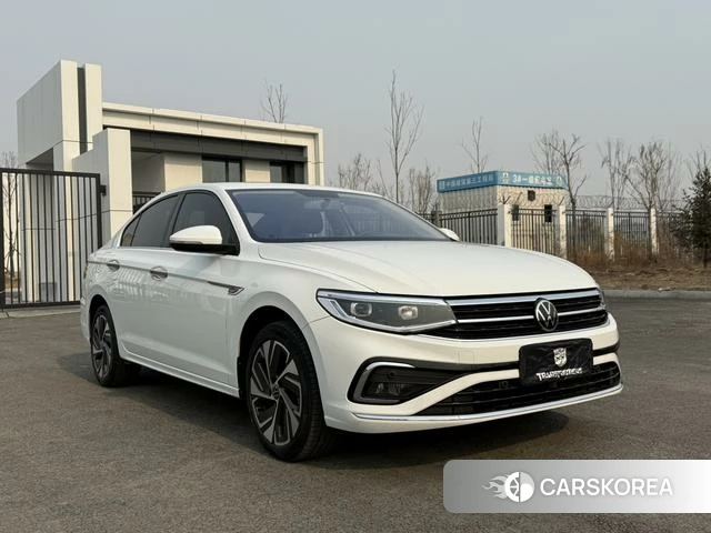 Volkswagen Bora id 4278544 из Китая 14